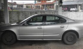 Oldsmobile Alero 2000, un sedán en venta en Panamá, Panamá