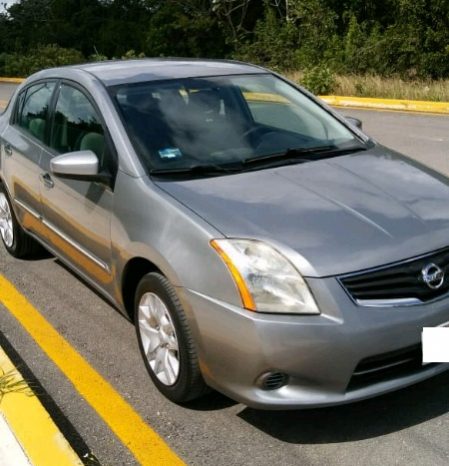 Nissan Sentra 2012 TRANSICIÓN MANUAL ESTEREO C D RADIO AIRE ACONDICIONADO BOLSA DE AIRE 4 CILINDROSASIENTOS DE TELA FACTURA ORIGINAL SEGUNDO DUEÑO 80, OOO KMS